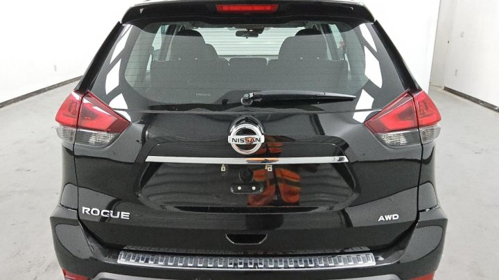 Nissan ROGUE  2020