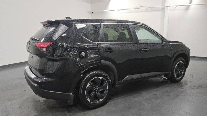 Nissan ROGUE  2025