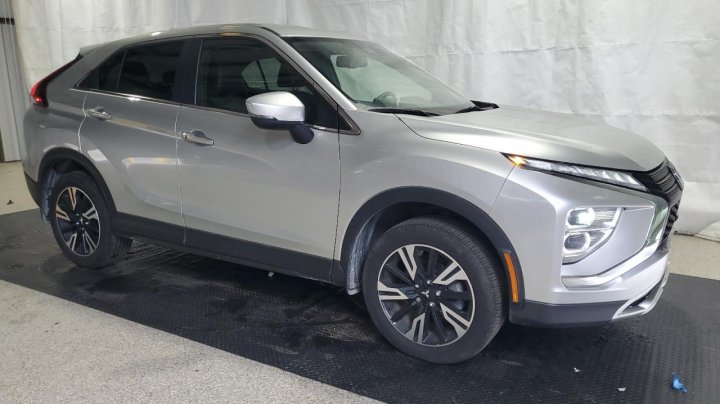 Mitsubishi ECLIPSE CROSS  2023
