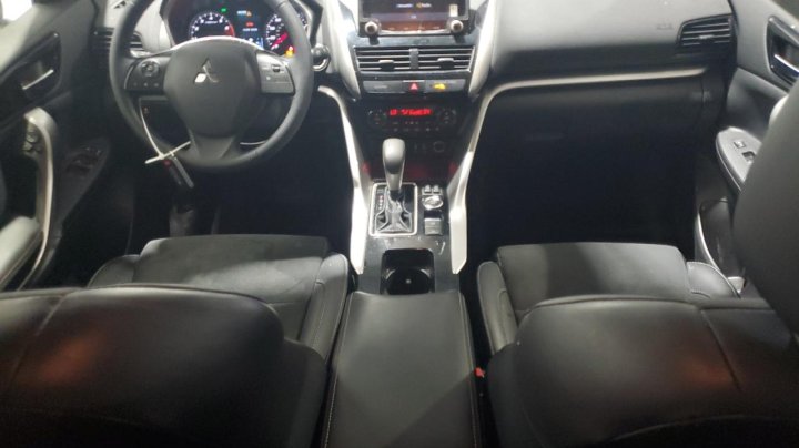 Mitsubishi ECLIPSE CROSS  2023