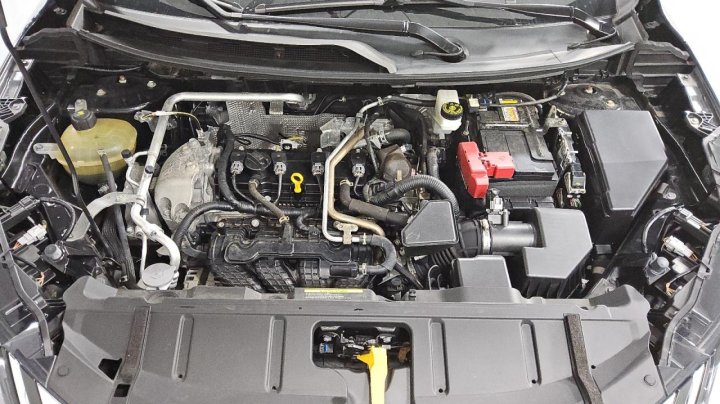 Nissan ROGUE  2021