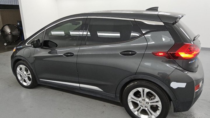 Chevrolet BOLT EV  2018