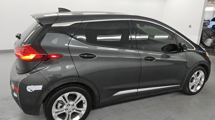 Chevrolet BOLT EV  2018