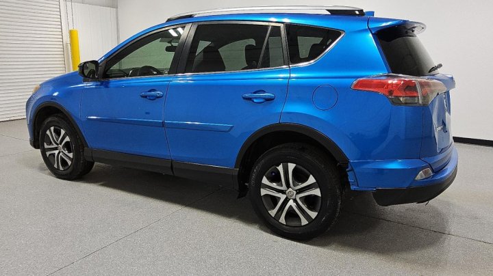 Toyota RAV4  2016