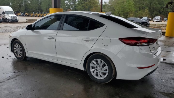 Hyundai Elantra  2018