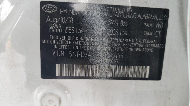 Hyundai Elantra  2018