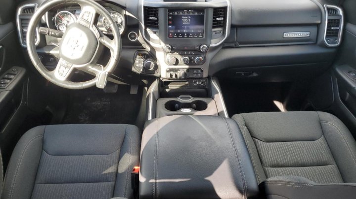 RAM 1500  2021