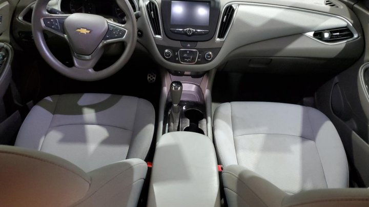 Chevrolet Malibu  2016
