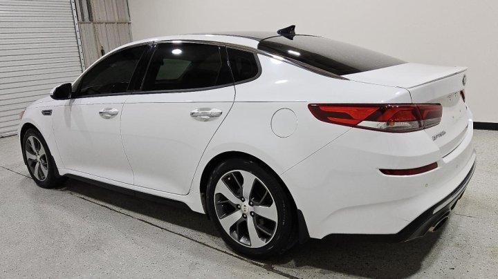 KIA Optima  2019