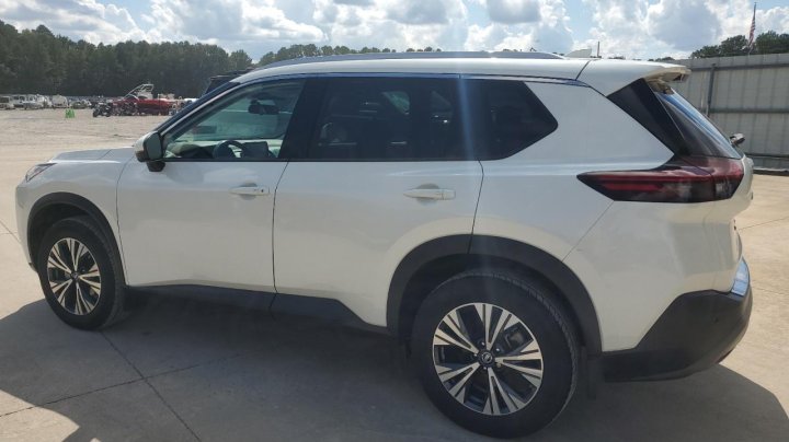 Nissan ROGUE  2021