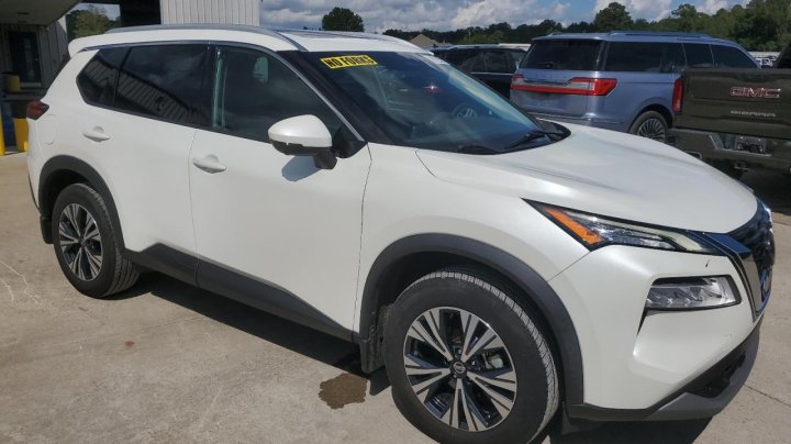 Nissan ROGUE  2021