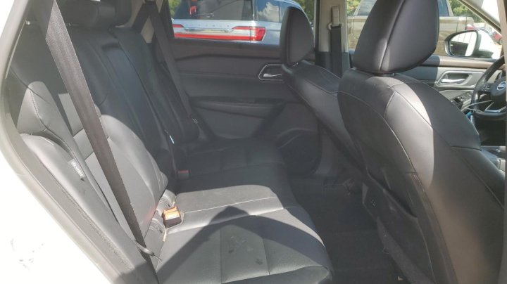 Nissan ROGUE  2021