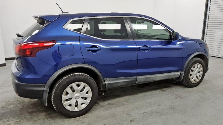 Nissan Rogue Sport  2017