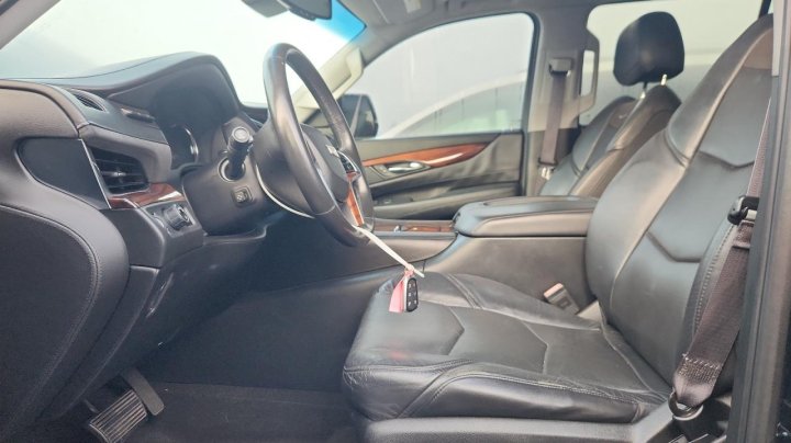 Cadillac Escalade  2016
