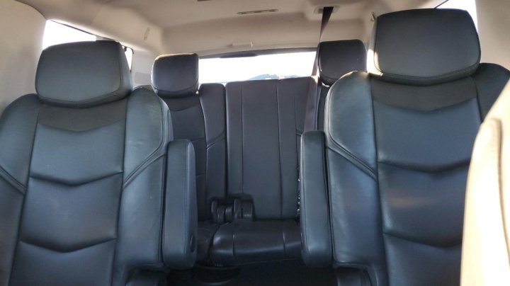 Cadillac Escalade  2016