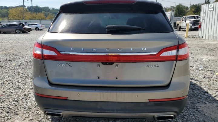 Lincoln MKX  2016