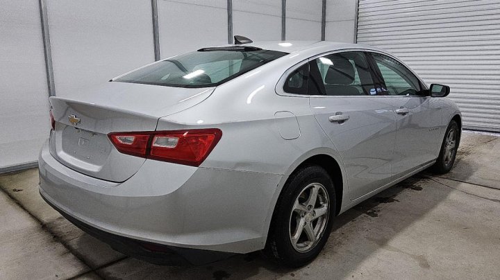 Chevrolet Malibu  2017