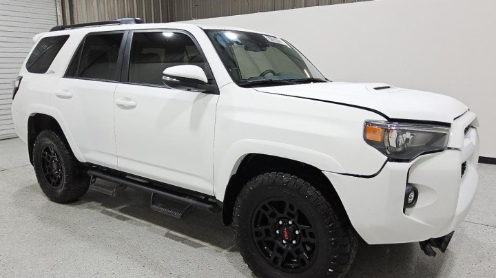 Toyota 4runner  2024