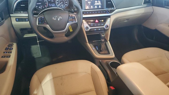 Hyundai Elantra  2017