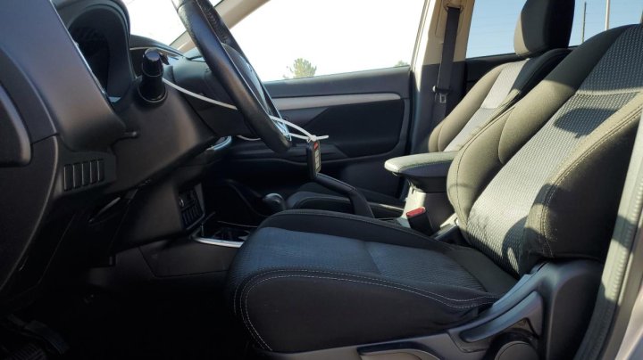 Mitsubishi Outlander  2018