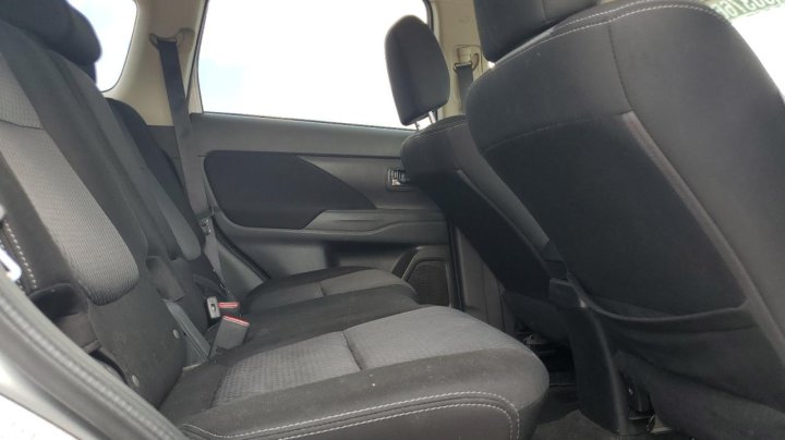 Mitsubishi Outlander  2018