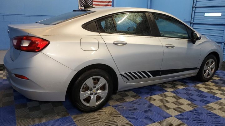 Chevrolet CRUZE  2018