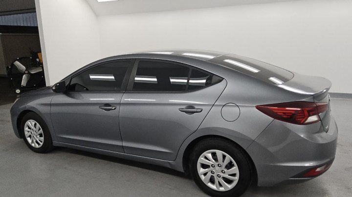 Hyundai Elantra  2019