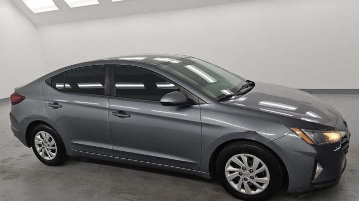 Hyundai Elantra  2019