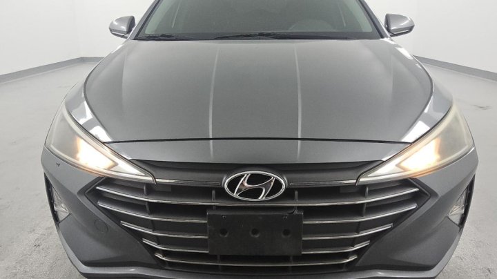 Hyundai Elantra  2019