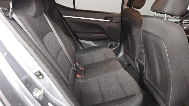 Hyundai Elantra  2019