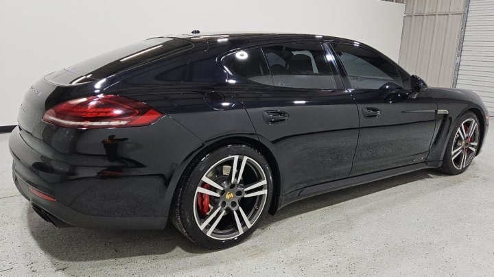 Porsche Panamera  2015