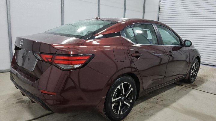 Nissan Sentra  2025