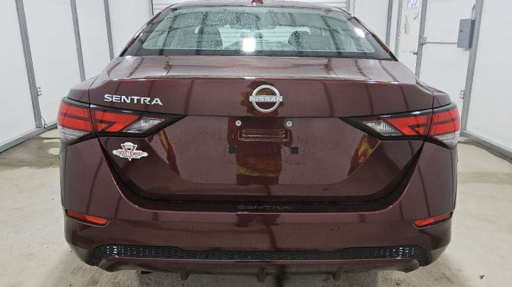 Nissan Sentra  2025