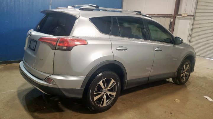 Toyota RAV4  2017