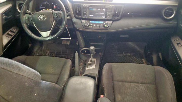 Toyota RAV4  2017