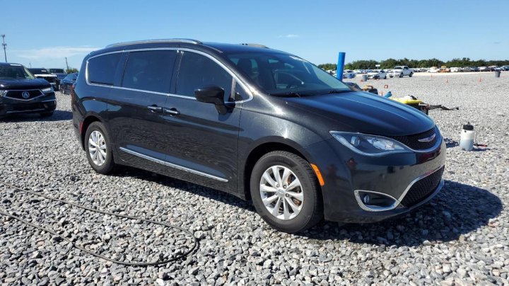CHRYSLER Pacifica  2018