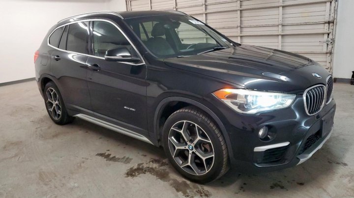 BMW X1  2016