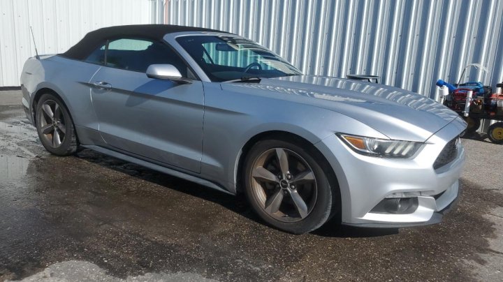 Ford MUSTANG  2016