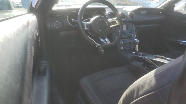 Ford MUSTANG  2016