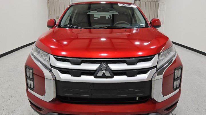 Mitsubishi OUTLANDER SPORT  2020