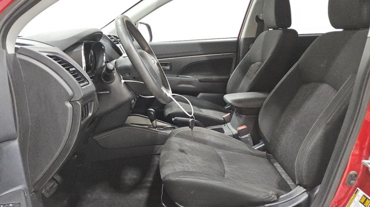 Mitsubishi OUTLANDER SPORT  2020