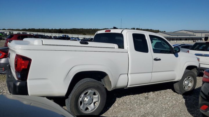 Toyota TACOMA  2019