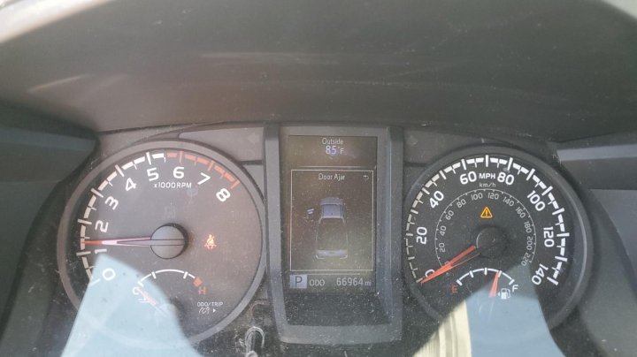 Toyota TACOMA  2019