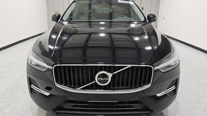 Volvo XC60  2023