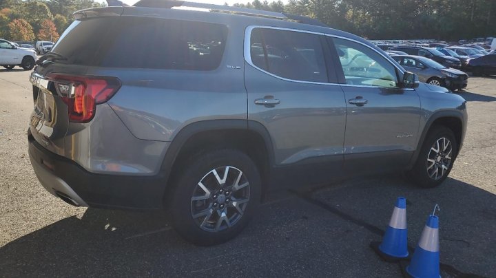 GMC Acadia  2021