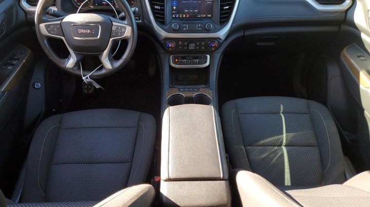 GMC Acadia  2021