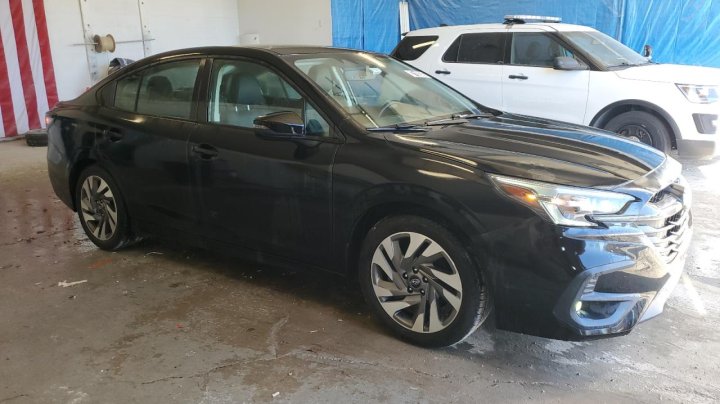 Subaru Legacy  2023