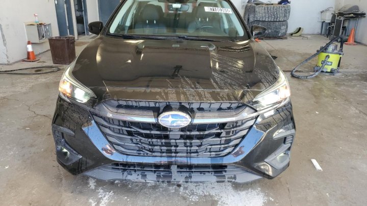 Subaru Legacy  2023