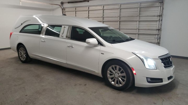 Cadillac XTS  2016