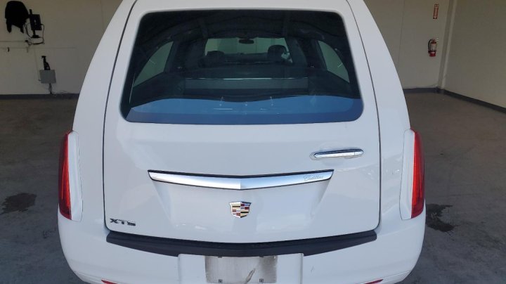 Cadillac XTS  2016